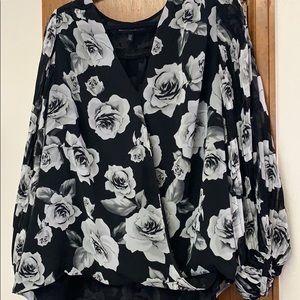 White House black market long sleeve blouse